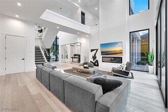 641 Starboard Dr in Naples, FL - Building Photo - Building Photo