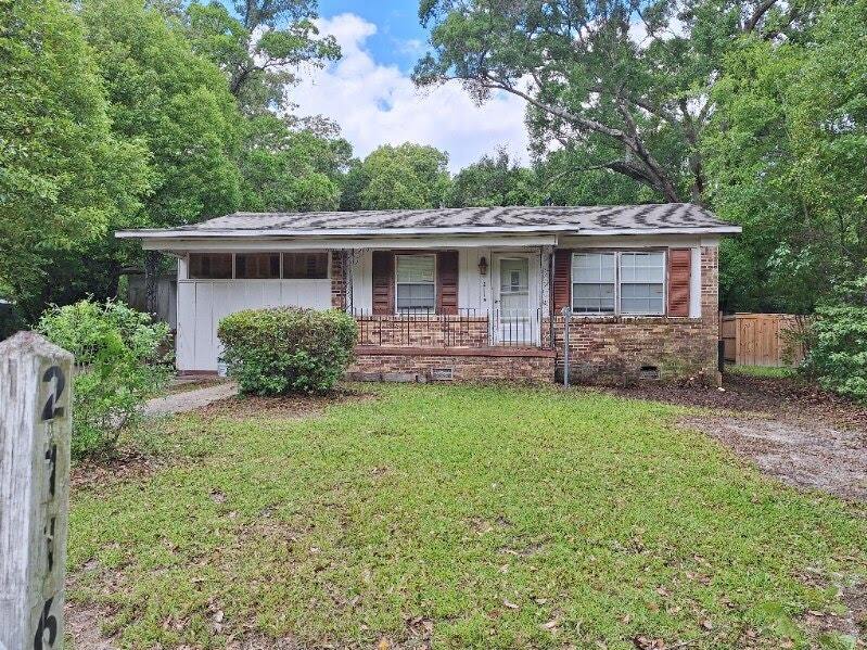 2116 Highland Ct in Mobile, AL - Building Photo