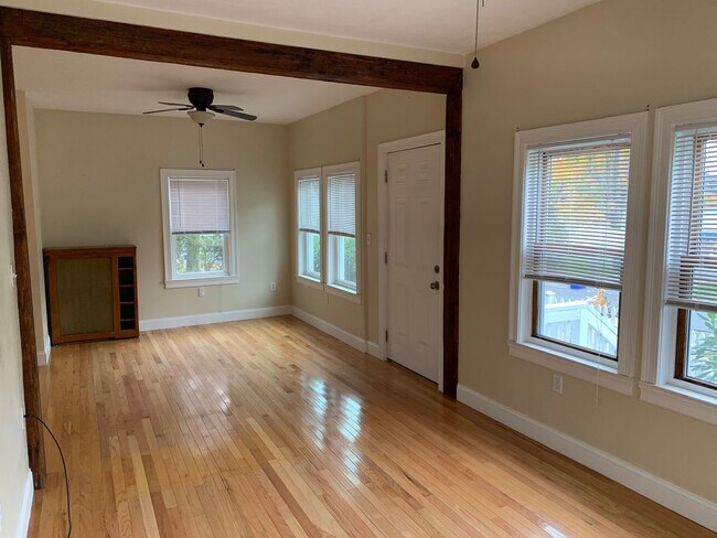 12 Juliette St in Andover, MA - Building Photo - Building Photo