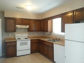1409 Riley Dr in Roswell, NM - Building Photo - Building Photo