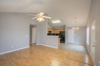 4054 Margo Cir in La Vergne, TN - Building Photo - Building Photo