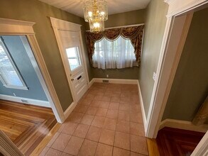 13 Union St in Watertown, MA - Building Photo - Building Photo