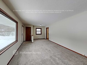 11418 Wren St NW in Coon Rapids, MN - Building Photo - Building Photo