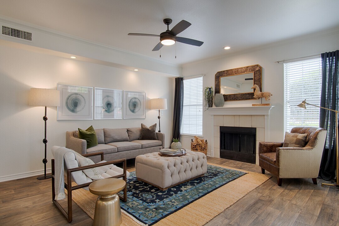 McDermott Place in Plano, TX - Foto de edificio