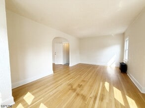 166 Washington Pl in Ridgewood, NJ - Building Photo - Building Photo