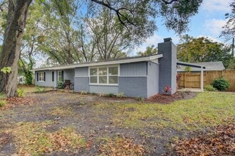 403 Palm Springs Dr in Longwood, FL - Building Photo - Building Photo