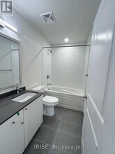 3260 Sheppard Ave E in Toronto, ON - Building Photo - Building Photo