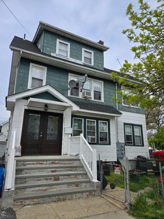 property at 70 Overlook Ave