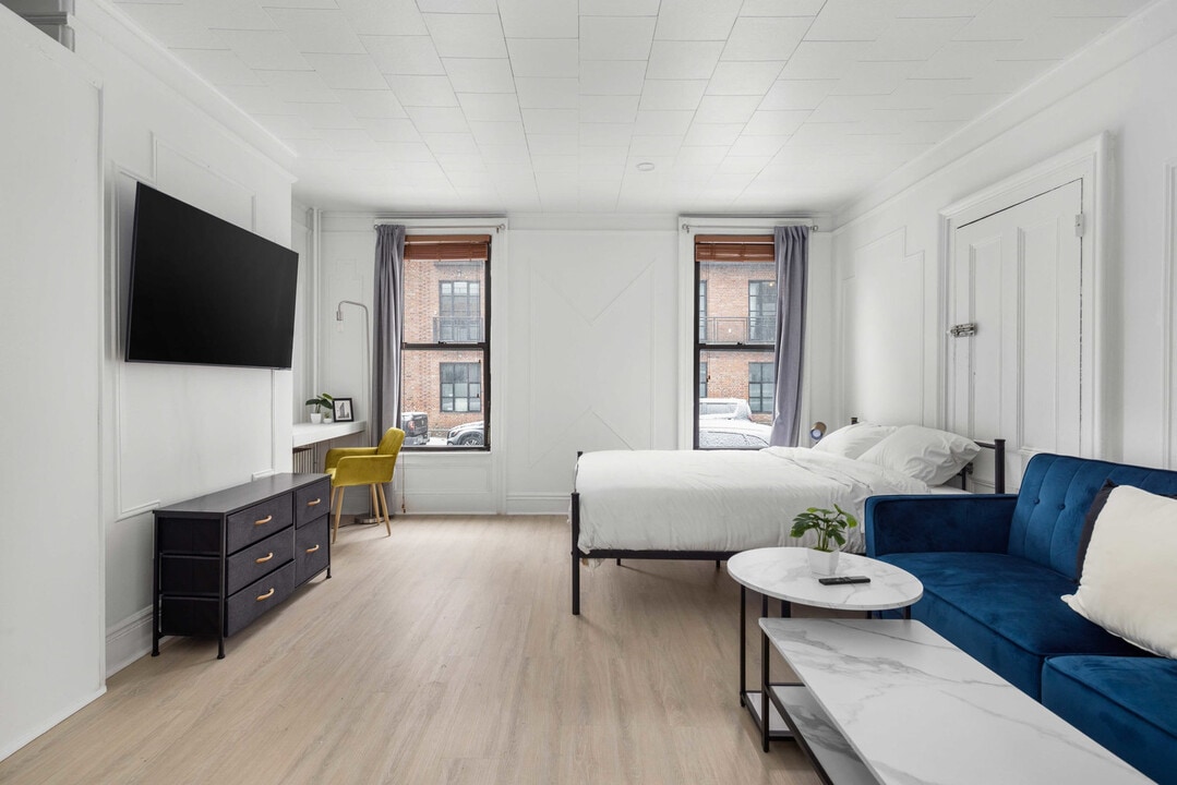 173 N 7th St in Brooklyn, NY - Building Photo