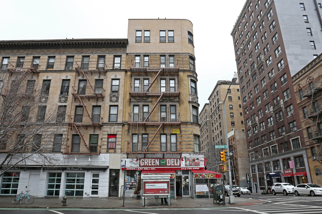 574 Amsterdam Ave in New York, NY - Building Photo