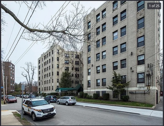 372 S Highland Ave in Pittsburgh, PA - Building Photo - Building Photo
