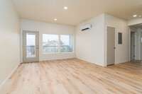 Hatch Apartments in Spokane, WA - Building Photo - Interior Photo