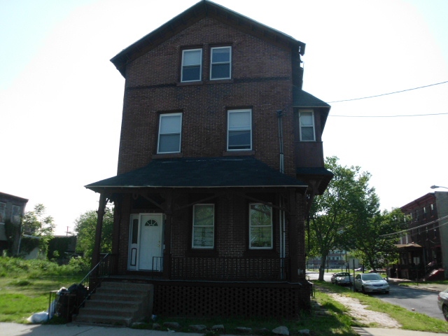 314 S 4th St in Camden, NJ - Foto de edificio
