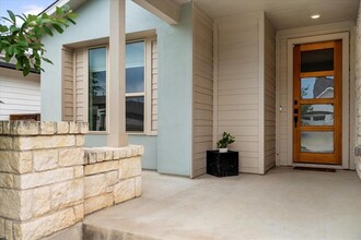 8213 Spire View in Austin, TX - Building Photo - Building Photo