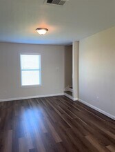 5735 Rainbow Rd. in Mont Belvieu, TX - Building Photo - Building Photo