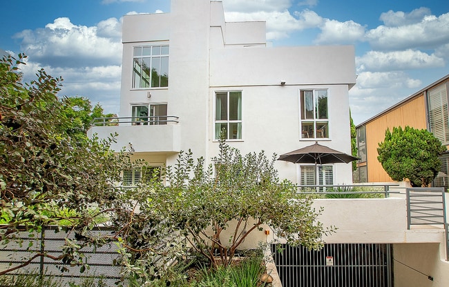 property at 1139 Yale St
