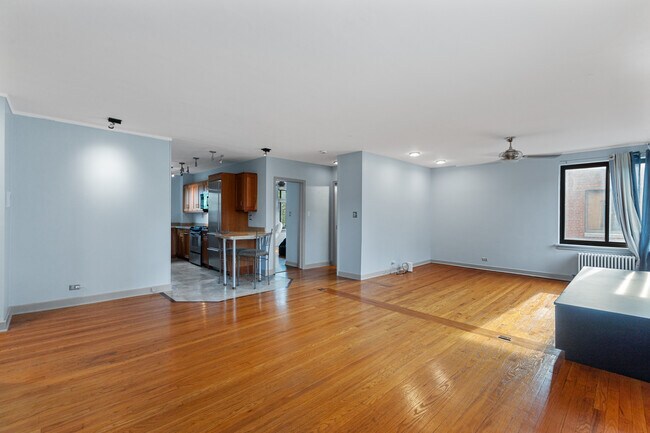 1208 Chase in Chicago, IL - Building Photo - Building Photo