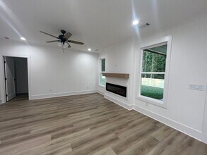 832 Post Oak Cir in Lawrenceville, GA - Building Photo - Building Photo