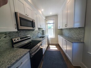 400 S Main St, Unit Upstairs in Spring City, PA - Building Photo - Building Photo
