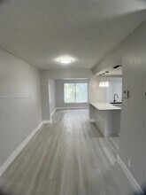 6990 NW 17th St in Margate, FL - Building Photo - Building Photo