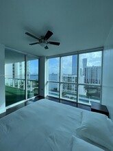 480 NE 30th St, Unit 1403 in Miami, FL - Building Photo - Building Photo