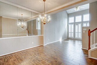 2022 Ridge Wood Ln in Sugar Land, TX - Building Photo - Building Photo