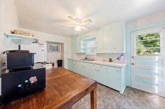 2037 Gabriel Ave in Zion, IL - Building Photo - Building Photo