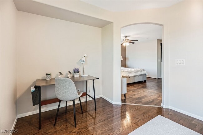 property at 9065 Hanging Tapestry Ct