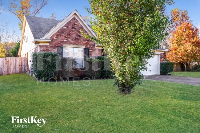 1411 Carlton Ridge Dr in Cordova, TN - Building Photo - Building Photo