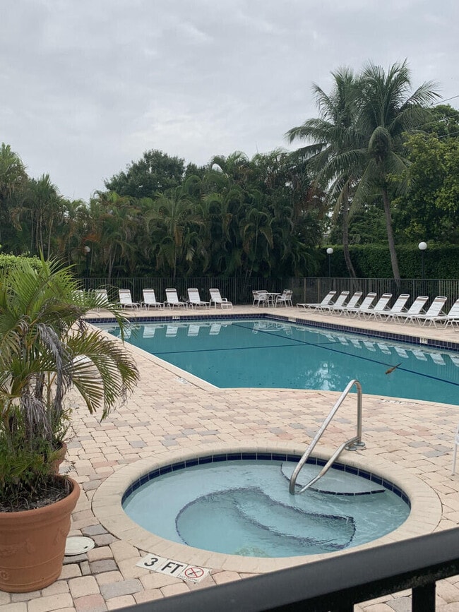 1901 Belmont Pl in Boynton Beach, FL - Building Photo - Building Photo