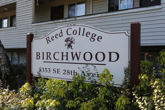 Birchwood Place in Portland, OR - Building Photo - Building Photo