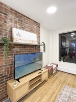 1830 3rd Ave, Unit SI ID1358386P in New York, NY - Building Photo