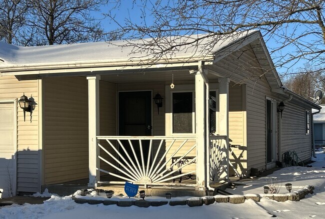 409 Tia Juana Dr in Lakemoor, IL - Building Photo - Building Photo