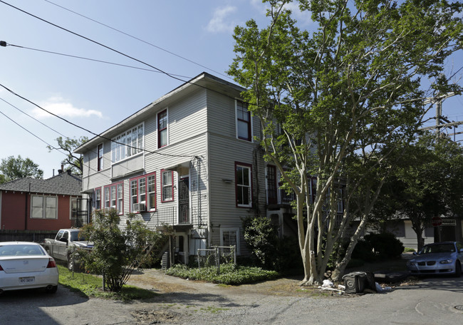 7443-7451 Maple St in New Orleans, LA - Foto de edificio - Building Photo