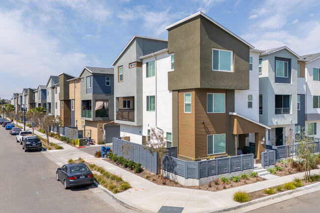 Townhomes At Lacy Crossing