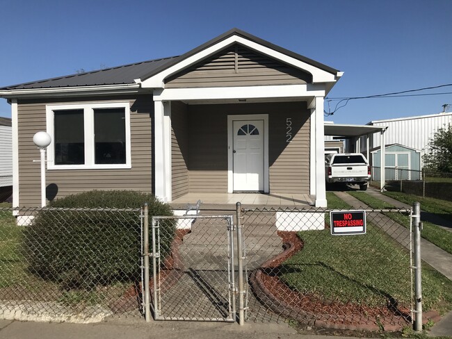 property at 522 Farrar Ave