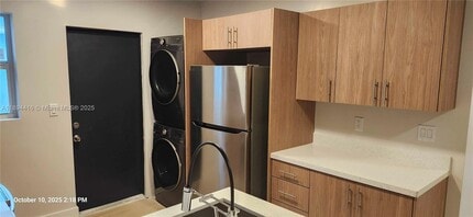 4555 NW 14th Ave in Miami, FL - Building Photo - Building Photo