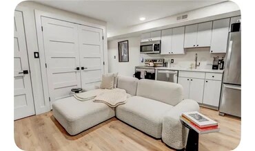 8 Quincy Pl NE in Washington, DC - Building Photo - Building Photo