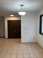 911 40th St NW in Rochester, MN - Building Photo - Building Photo