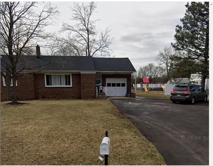 500 Metlars Ln in Piscataway, NJ - Foto de edificio