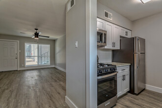 The Wexler in Richardson, TX - Foto de edificio - Interior Photo