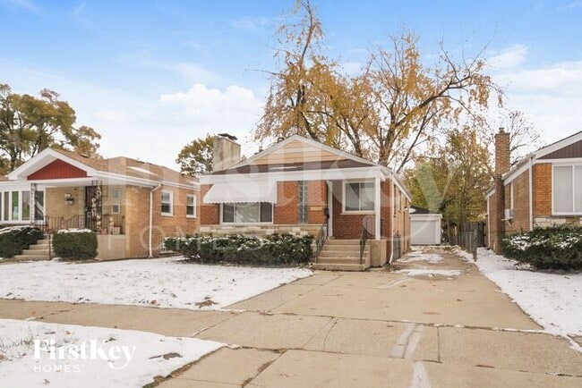 14525 Dobson Ave in Dolton, IL - Building Photo - Building Photo