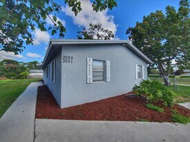 3029 Martin Ave in Greenacres, FL - Building Photo
