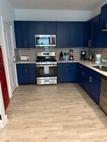 7904 Hillock Terrace in Austin, TX - Building Photo