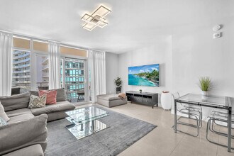 3250 NE 1st Ave, Unit SI FL8-ID1496949P in Miami, FL - Foto de edificio - Building Photo