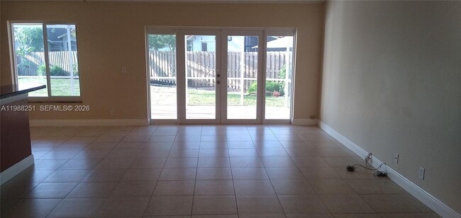 15013 SW 10th St in Sunrise, FL - Building Photo - Building Photo