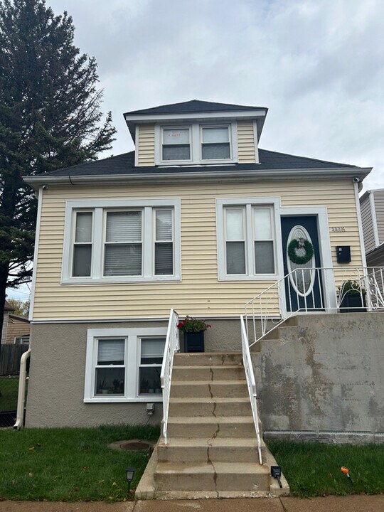 4113 N McVicker Ave in Chicago, IL - Building Photo