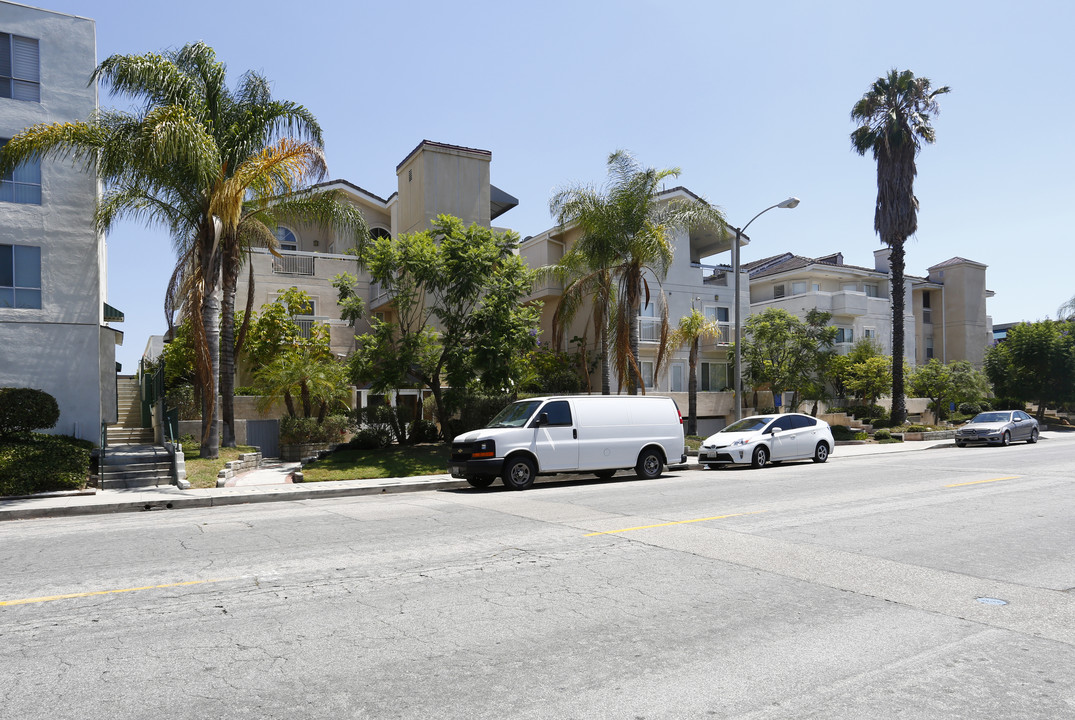 616 N Jackson St in Glendale, CA - Foto de edificio