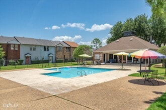 9913 Dagger Point St in Shreveport, LA - Building Photo - Building Photo