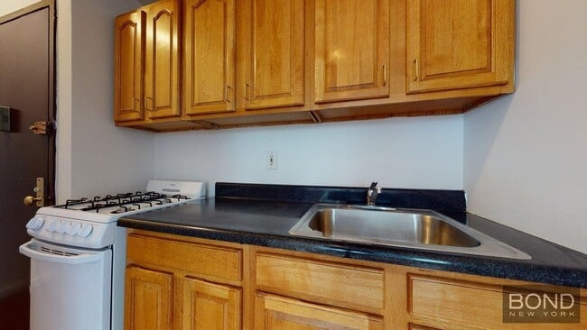 property at 249 E 53rd St
